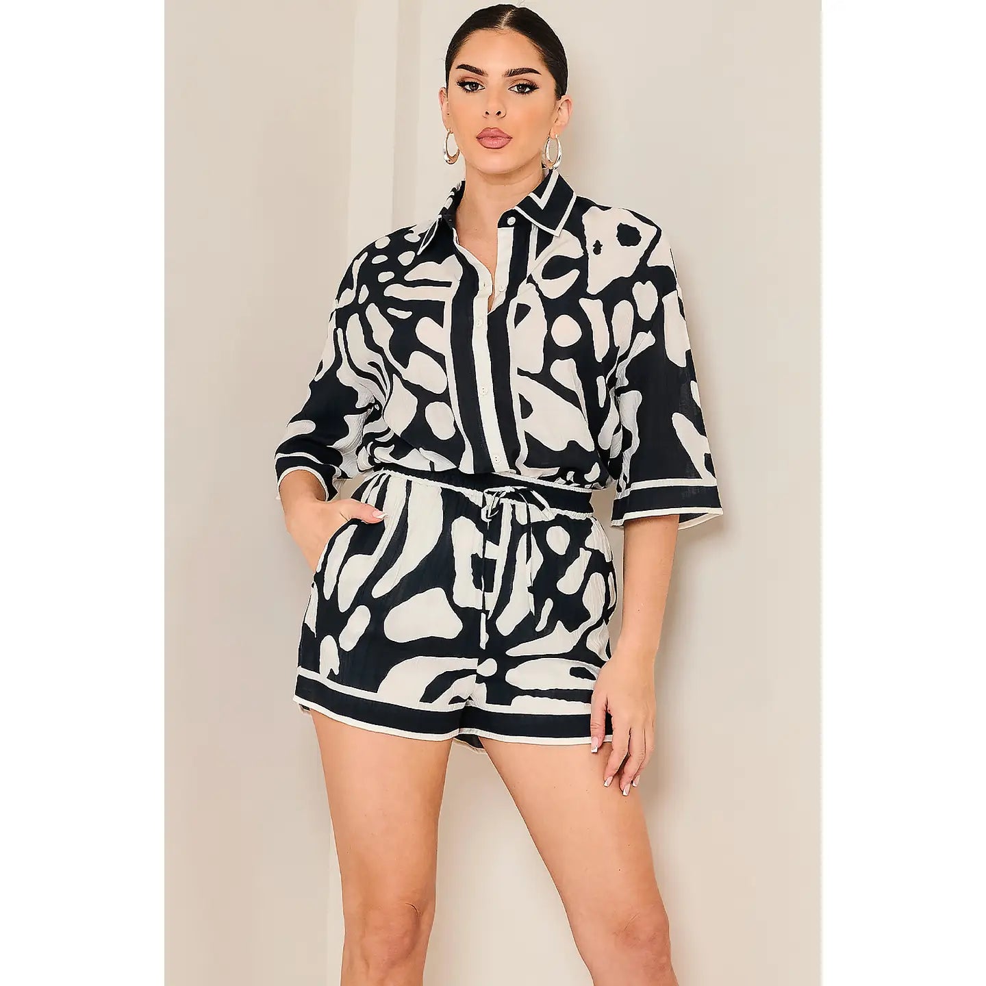 OVERSIZE SHIRT WITH SHORT PANTS